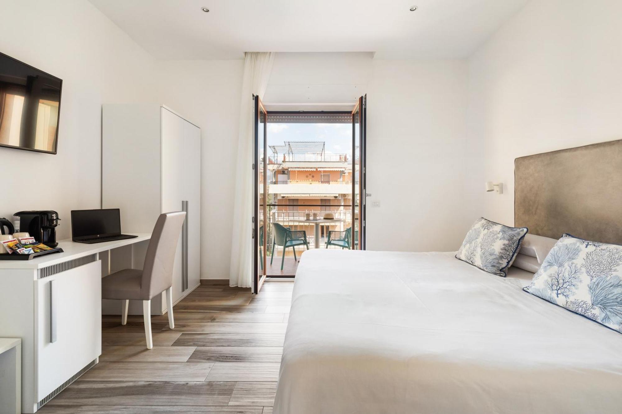 Yourhome - Maison Degli Aranci ソレント エクステリア 写真